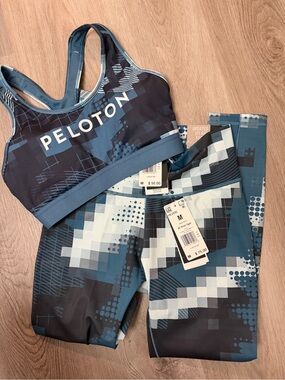 Peloton Teal and Navy Pixel-Print Sports Bra & Leggings Set